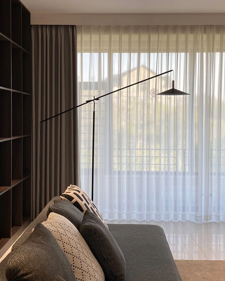 WOMO Cantilever Reading Floor Lamp over the Couch-WM7025 - Image 13