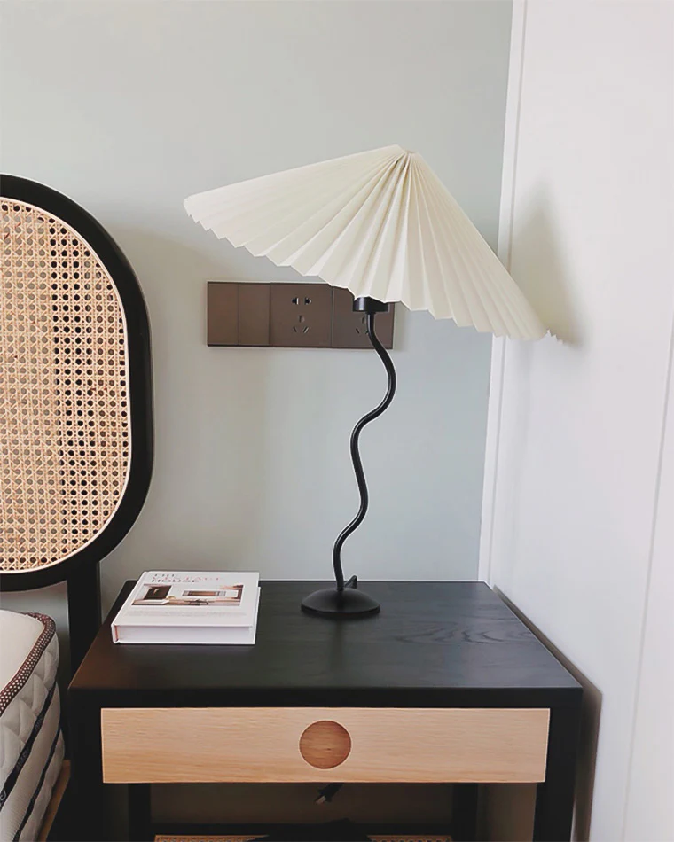 WOMO Wavy Pleated Table Lamp-WM8001 - Image 17