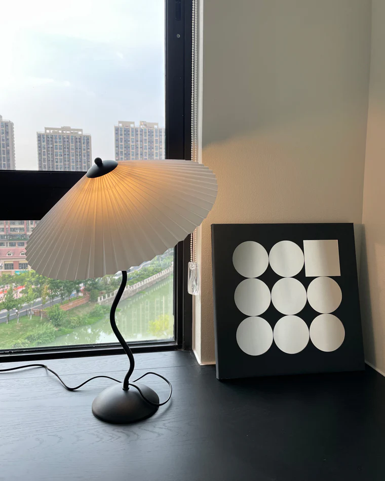 WOMO Wavy Pleated Table Lamp-WM8001 - Image 4
