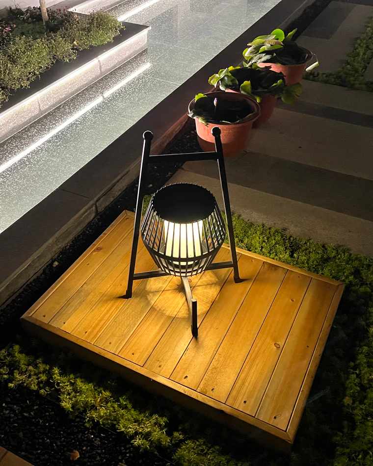 WOMO Solar Lantern Floor Light-WM9010 - Image 10