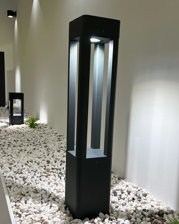 WOMO Square Pathway Bollard Light-WM9127 - Image 2