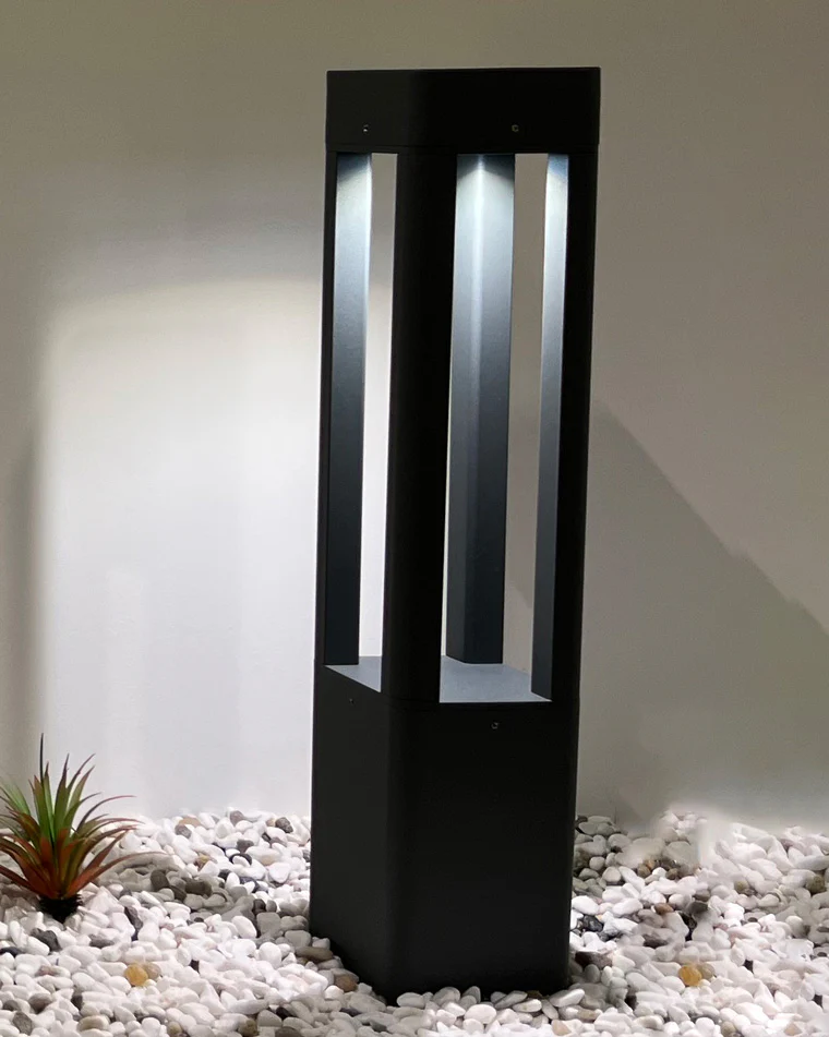WOMO Square Pathway Bollard Light-WM9127 - Image 5