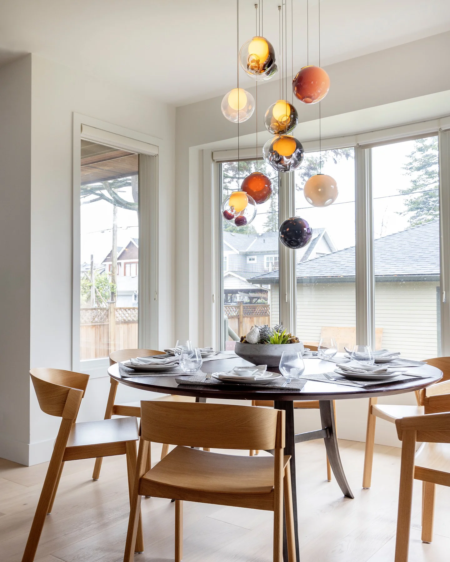 WOMO Cluster Globe Glass Pendant Light-WM3002 - Image 2