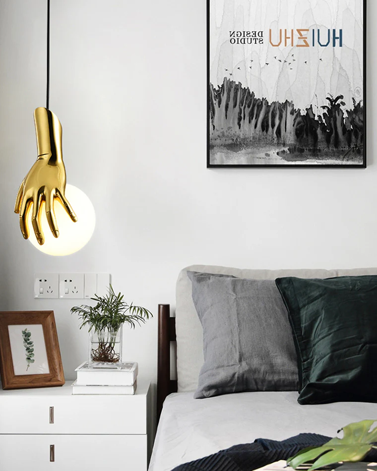WOMO Hand Holding Globe Brass Pendant Light-WM2152 - Image 8