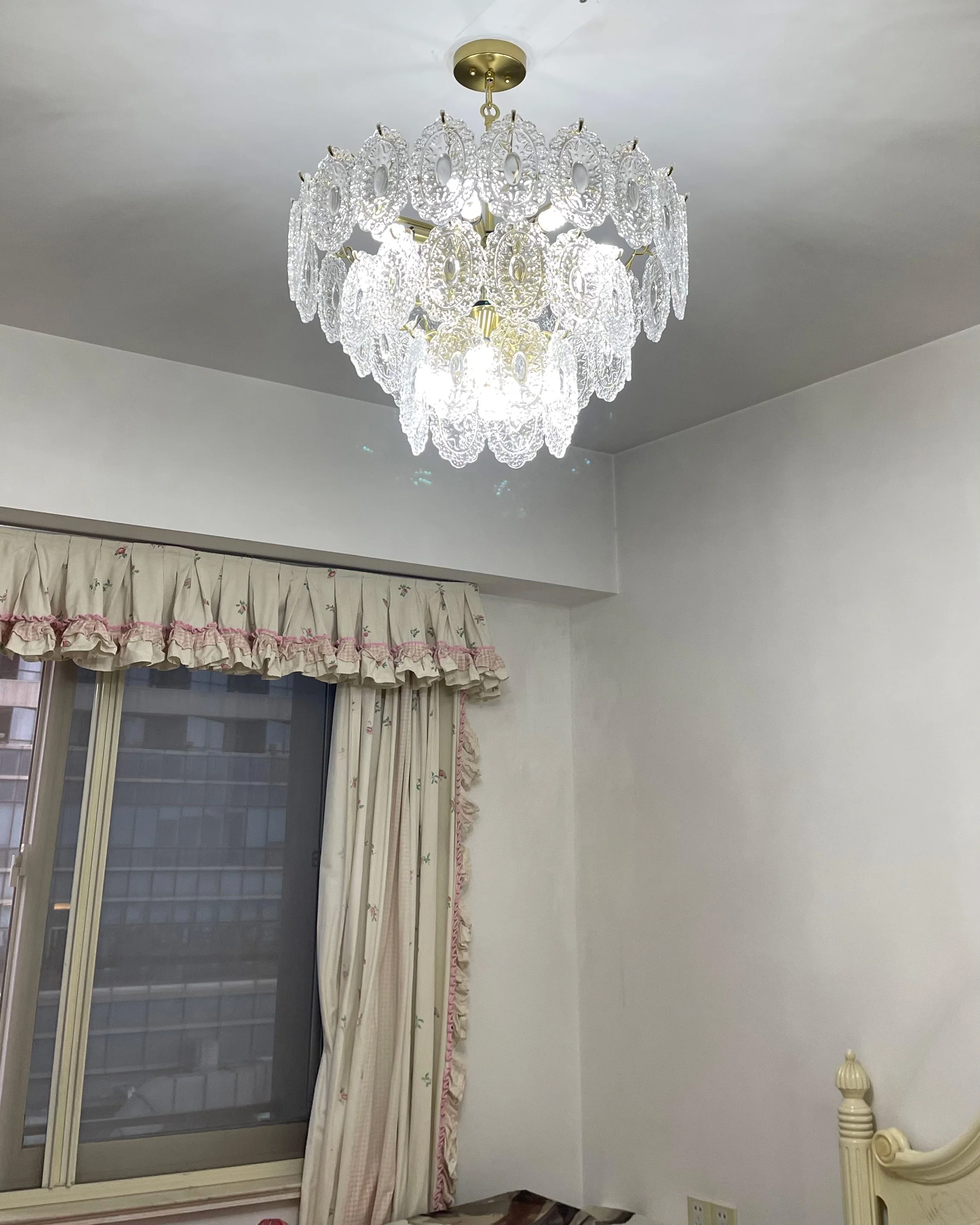 WOMO Tiered Textured Glass Chandelier-WM2208 - Image 6
