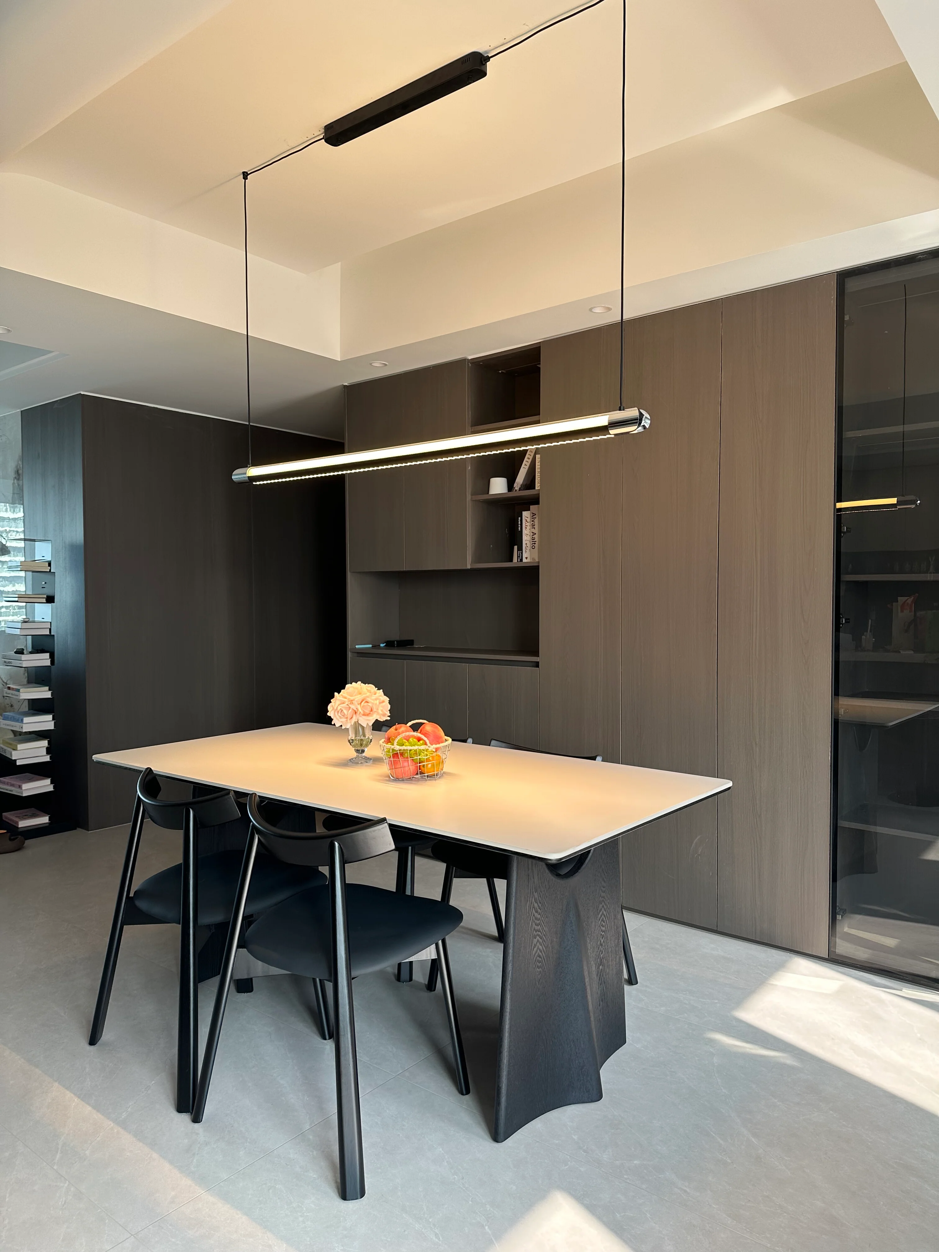 WOMO Black Linear Pendant Light - WM3225 - Image 12