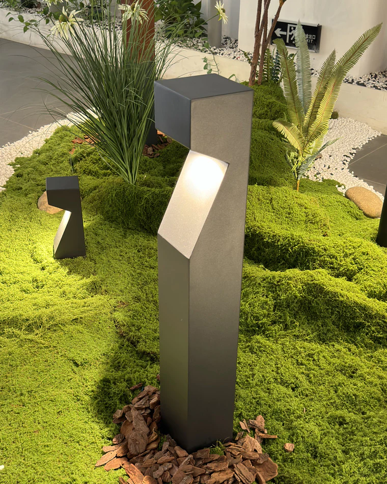 WOMO Pathway Bollard Light-WM9128 - Image 5