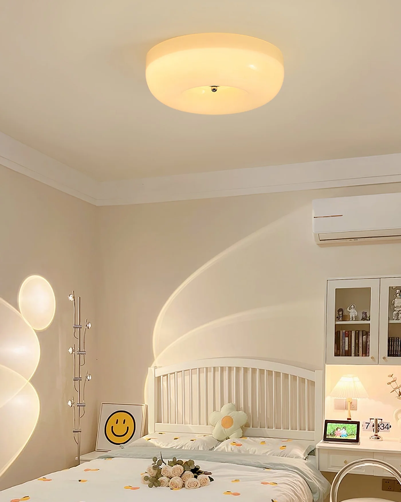 WOMO Round Milk Glass Flush Mount Ceiling Light-WM1134 - Image 6
