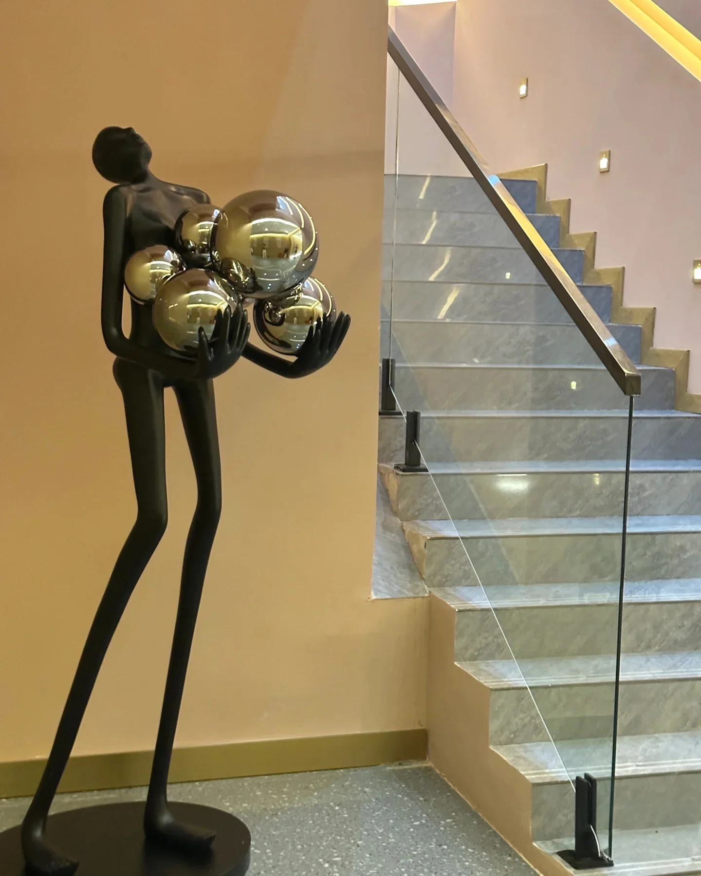 WOMO Sculptural Glass Globe Floor Lamp-WM7083 - Image 18