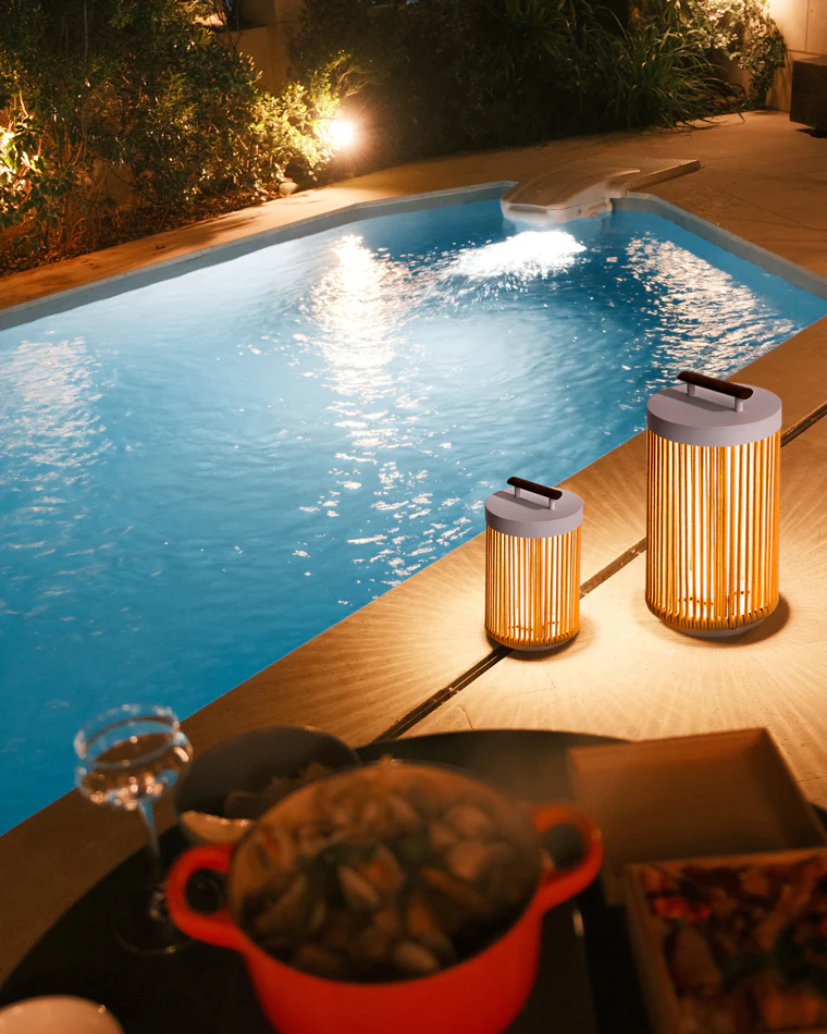 WOMO Outdoor Solar Portable Wicker Lantern-WM9020 - Image 14