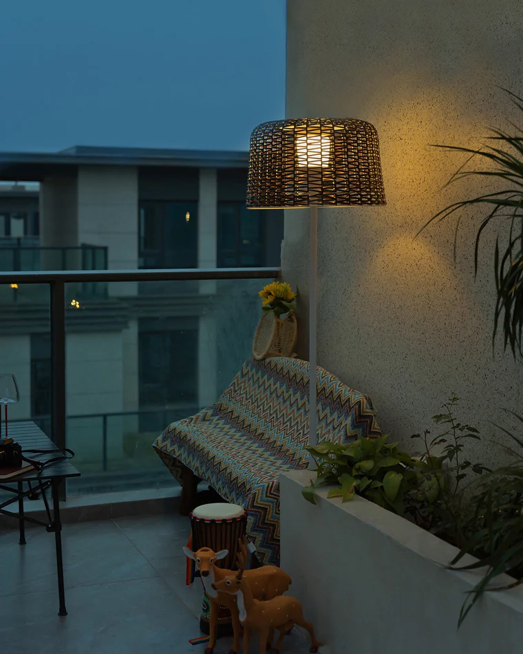 WOMO Solar Rattan Floor Light-WM9011 - Image 3