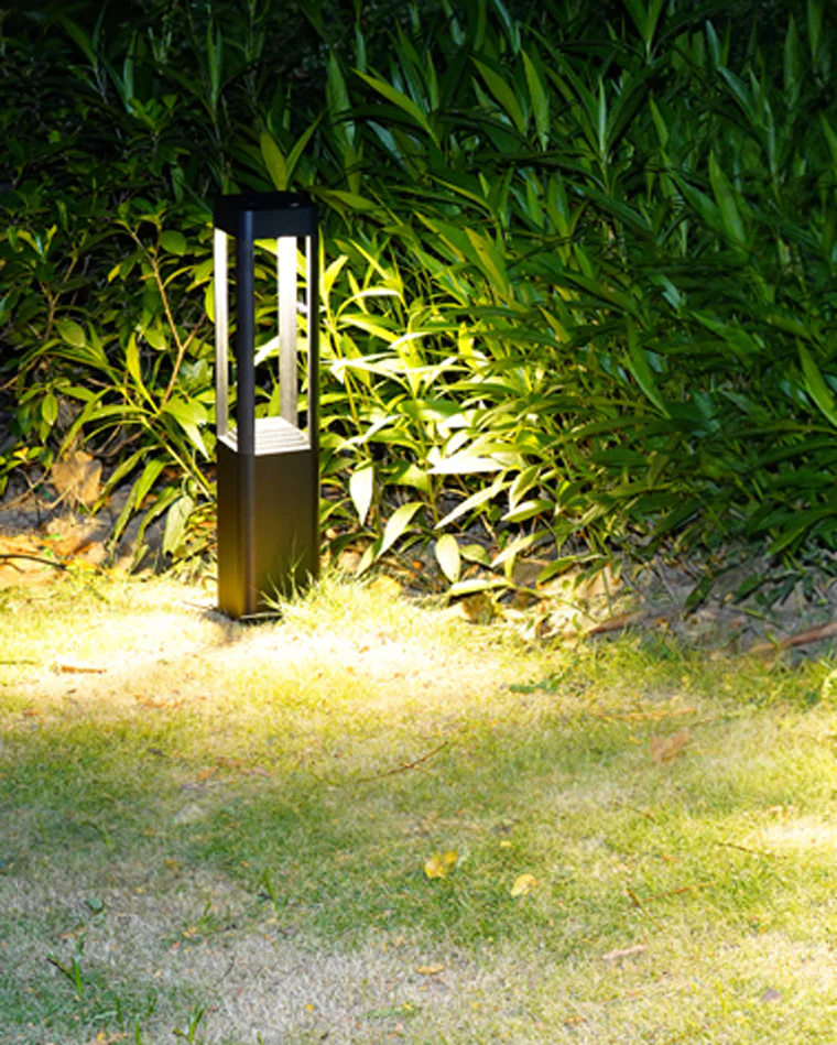 WOMO Square Solar Bollard Light-WM9111 - Image 5